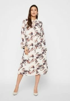 YAS Robe De Jour - Antique White