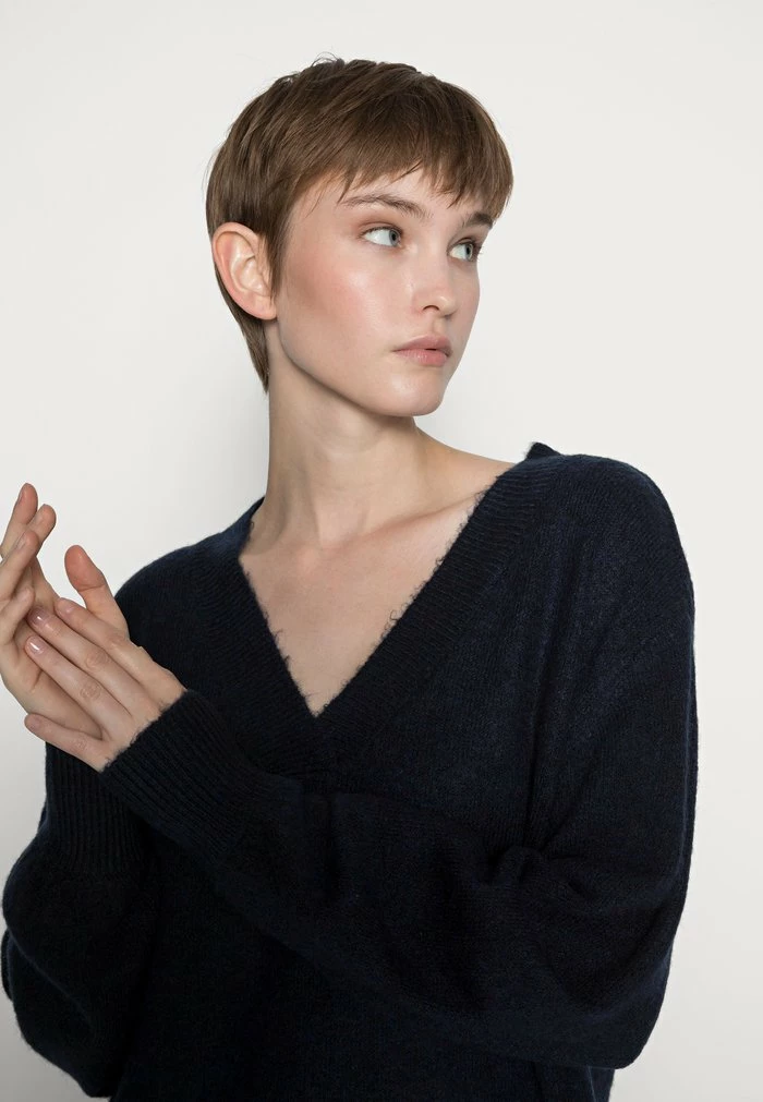 YASCALI DRESS - Robe Pull - Sky Captain 5 YASCALI DRESS - Robe Pull - Sky Captain – Image 5