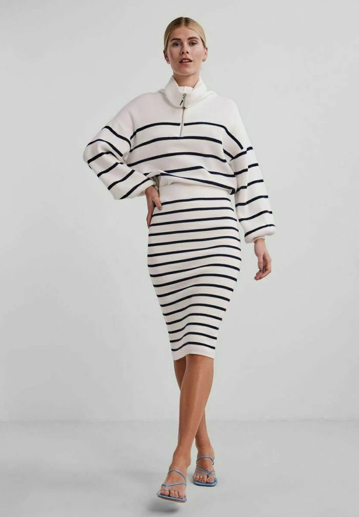 YASDELI - Jupe Crayon - Star White 2 YASDELI - Jupe Crayon - Star White – Image 2