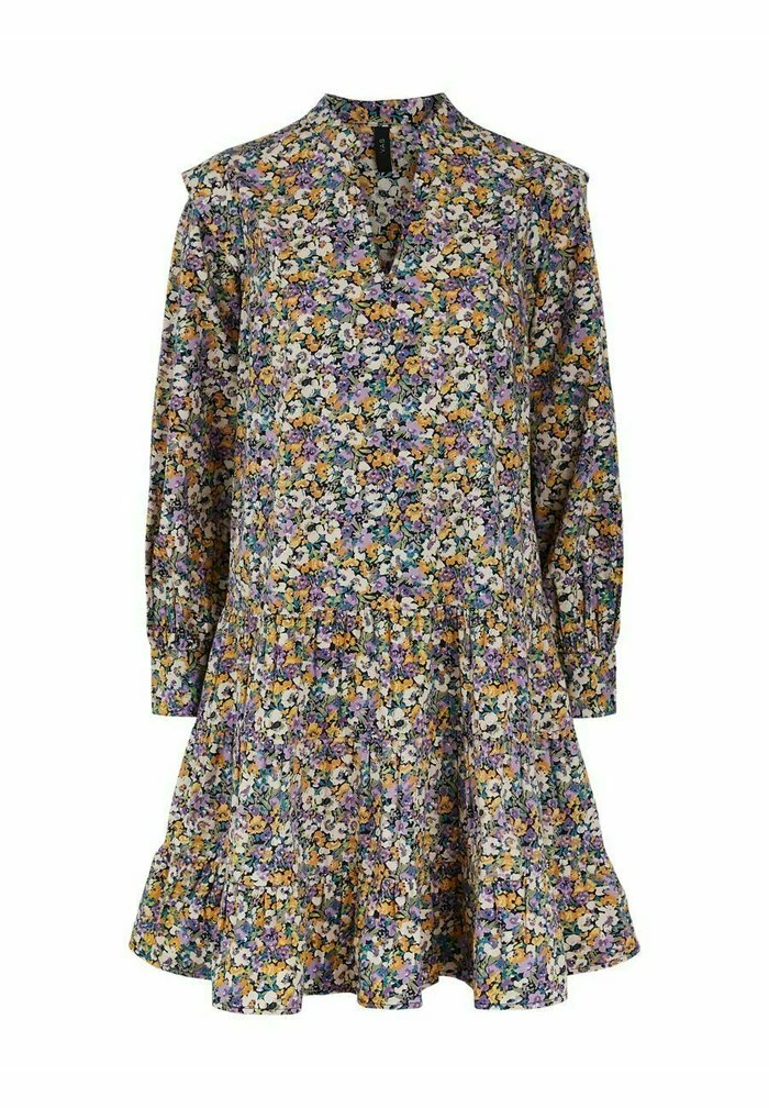 YAS Robe De Jour - Black 1 YAS Robe De Jour - Black