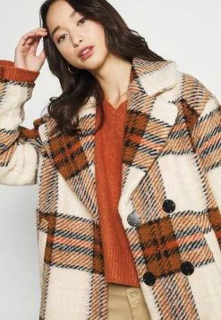 YASINSTI - Manteau Court - Beige -YAS Soldes Boutique 96f68f7d9f194d72867f733c453cf8ea