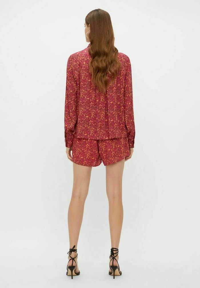 YASRISLO - Short - Fandango Pink 3 YASRISLO - Short - Fandango Pink – Image 3