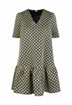 YAS Robe De Jour - Black