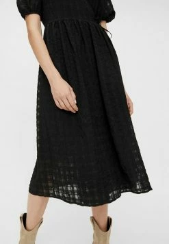 YAS Robe De Jour - Black 10 YAS Robe De Jour - Black -YAS Soldes Boutique 9c555db6f7cf4e40be01454515cc8cec