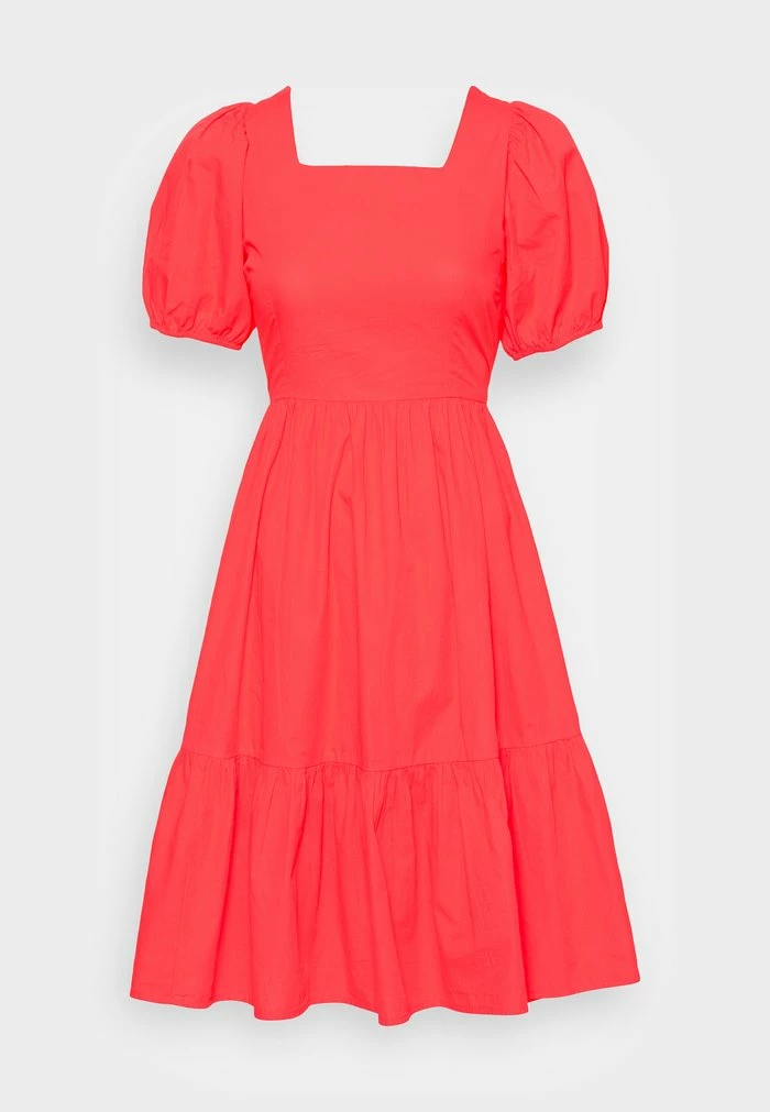 YASSCOOPA DRESS - Robe De Soirée - Hibiscus 4 YASSCOOPA DRESS - Robe De Soirée - Hibiscus – Image 4