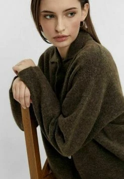 YASMARILLA - Gilet - Canteen 9 YASMARILLA - Gilet - Canteen -YAS Soldes Boutique a41839dbe6c14dd8bcd108afeb782fee