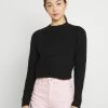YASALVA O NECK - Pullover - Black