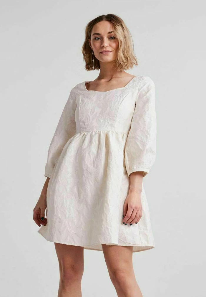 YAS Robe De Jour - Antique White 1 YAS Robe De Jour - Antique White
