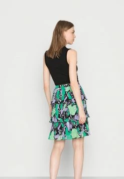 YASBASTI SKIRT - Jupe Trapèze - Black Basti -YAS Soldes Boutique ac5557e805454f02b52cee285d385b4e