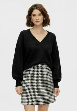 YASCALI - Pullover - Black