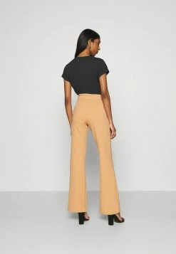 YASVICTORIA PANT - Pantalon Classique - Sandstorm 8 YASVICTORIA PANT - Pantalon Classique - Sandstorm -YAS Soldes Boutique c3957c67eafa411e987aaf3467cea39e