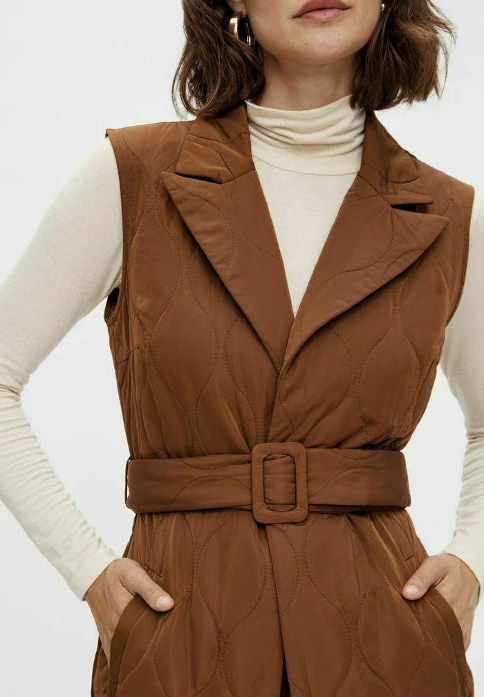 YASLAYA - Veste Sans Manches - Pinecone 4 YASLAYA - Veste Sans Manches - Pinecone – Image 4