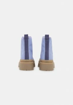 YASCANVASI BOOTS - Bottines à Plateau - Lilac/lavanda -YAS Soldes Boutique c9b8ac4852884d9a99da0eb5a1b1cdf3