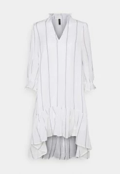 YASCASHEW 3/4 SHORT DRESS ICON - Robe De Jour - Bright White