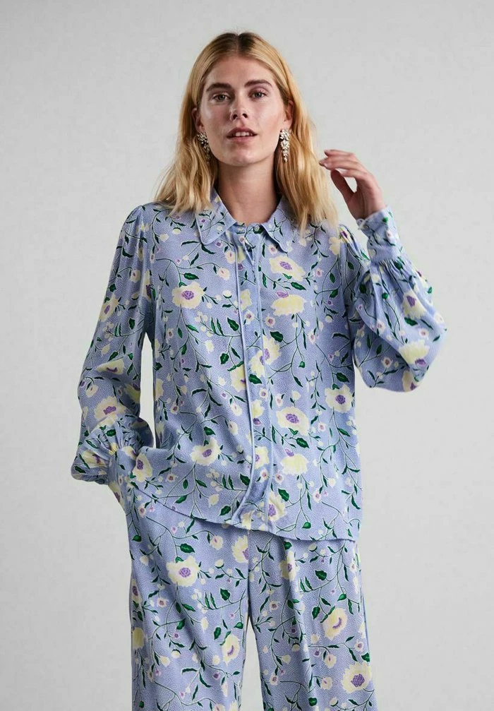 YAS JANEY - Chemisier - Kentucky Blue 1 YAS JANEY - Chemisier - Kentucky Blue