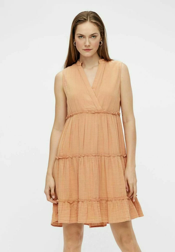 YAS Robe De Jour - Sandstone 1 YAS Robe De Jour - Sandstone