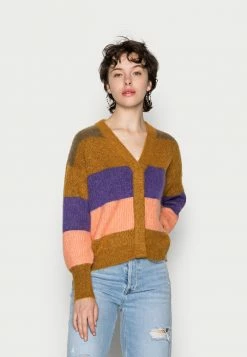 YASMEGGA CARDIGAN - Gilet - Ochre