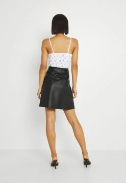 YASBINNA SKIRT - Jupe En Cuir - Black -YAS Soldes Boutique d45cefe8892c46708a07fa7bf4ace5f5
