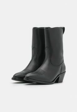 YAS BOOTS - Santiags - Black -YAS Soldes Boutique d86b671c858e40379c80a1f0ed9e1a66