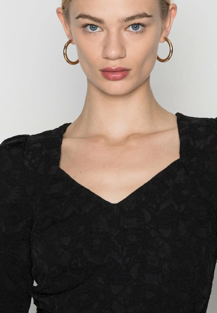 YASBEXLY - Blouse - Black 5 YASBEXLY - Blouse - Black – Image 5