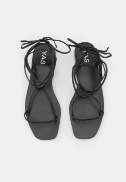 YASSTRAPPI FLAT - Sandales - Black -YAS Soldes Boutique e18a17cb90ee4f5390722526ab2cec4f