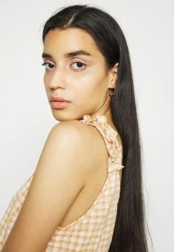 YASSTURI - Débardeur - Tan 11 YASSTURI - Débardeur - Tan -YAS Soldes Boutique e32b23346fbd416b928ba80e651518f8