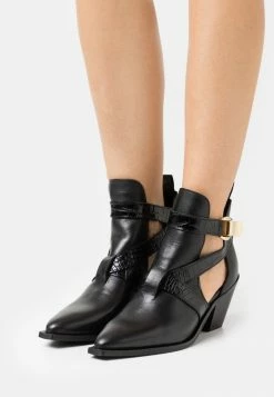 YASRICKA BOOTS - Santiags - Black