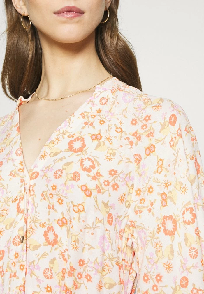 YASWIMA LONG DRESS - Robe Longue - Eggnog 6 YASWIMA LONG DRESS - Robe Longue - Eggnog – Image 6