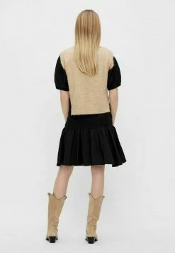 YASALVA VEST - T-shirt Basique - Cuban Sand -YAS Soldes Boutique e59b3b1a7f3d4041bd207c879fee7053