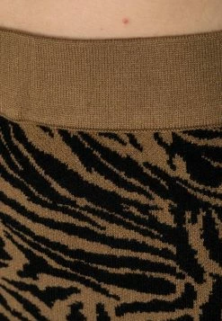 YASHALLI MIDI SKIRT - Jupe Crayon - Halli 9 YASHALLI MIDI SKIRT - Jupe Crayon - Halli -YAS Soldes Boutique eb7bf74efb694352a77c9769e0718e9c