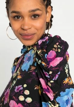 YASASTER - Blouse - Black/aster -YAS Soldes Boutique eb84780419bf4233afb0768da57169c7