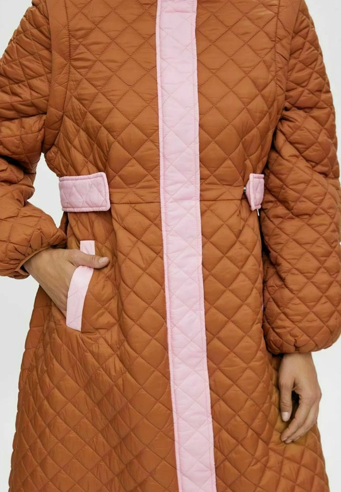 YASBOLETTE - Veste D'hiver - Glazed Ginger 3 YASBOLETTE - Veste D'hiver - Glazed Ginger – Image 3