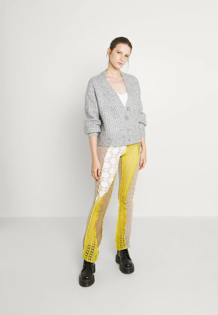 YASSUDANA CARDIGAN - Gilet - Light Grey Melange 2 YASSUDANA CARDIGAN - Gilet - Light Grey Melange – Image 2