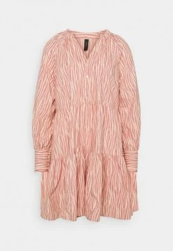 YASSUFILLA DRESS - Robe De Jour - Cameo Brown